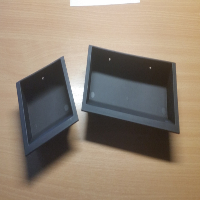 Bac de récupération noir 210x105x40 peut se fixer sur profilé type I rainure 8 